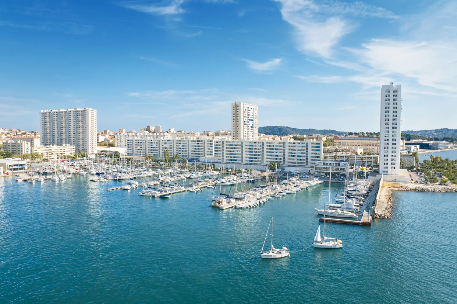 vue aérienne du port de Toulon image